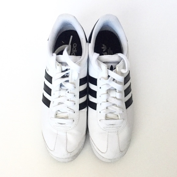 donne adidas samoa bianco e nero e scarpe da tennis poshmark donne adidas samoa bianco e nero e scarpe da tennis poshmark